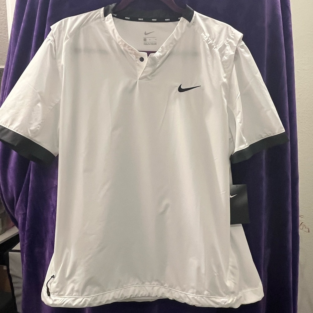 Nike Women’s White Sports Shirt-NWT